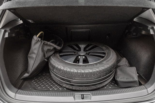2018 VOLKSWAGEN GOLF - 19