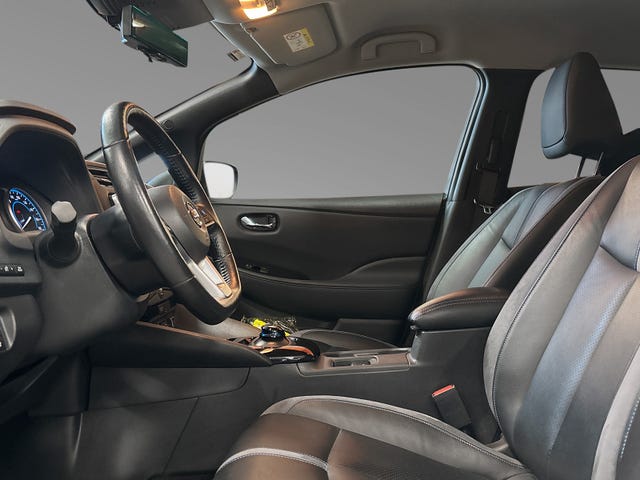 2021 NISSAN LEAF - 17