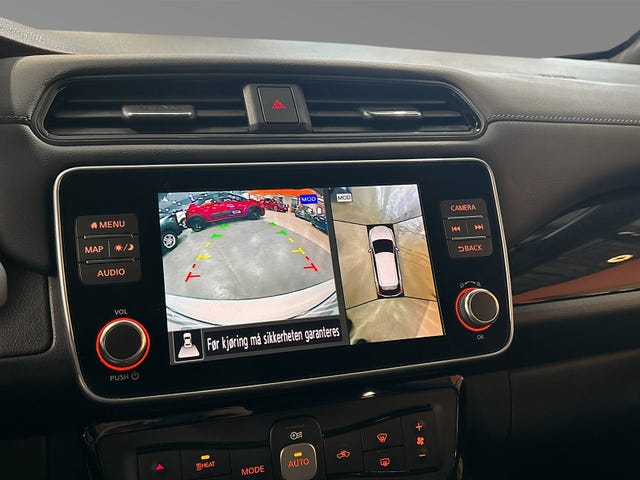 2021 NISSAN LEAF - 21