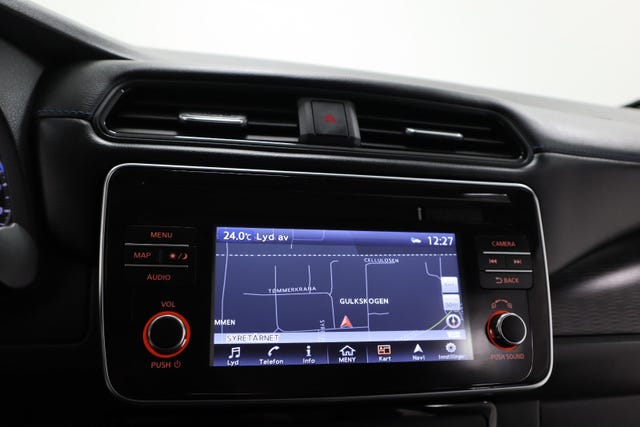 2018 NISSAN LEAF - 12