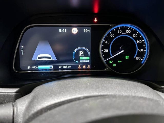 2021 NISSAN LEAF - 12