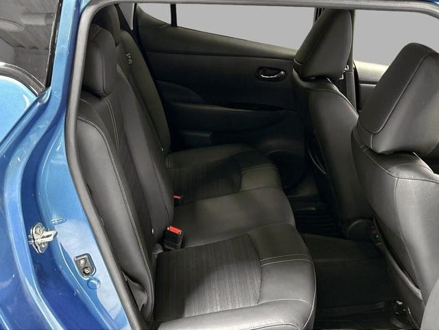 2021 NISSAN LEAF - 17