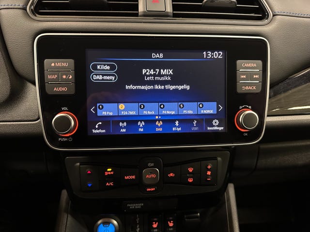 2022 NISSAN LEAF - 20