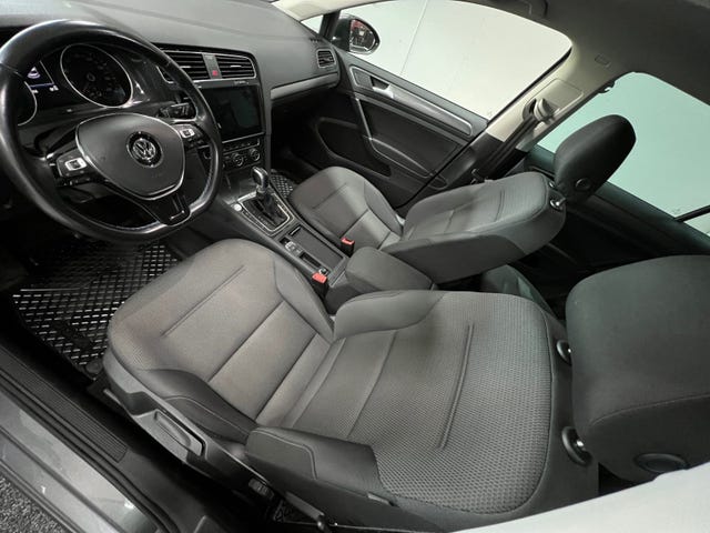 2019 VOLKSWAGEN GOLF - 25