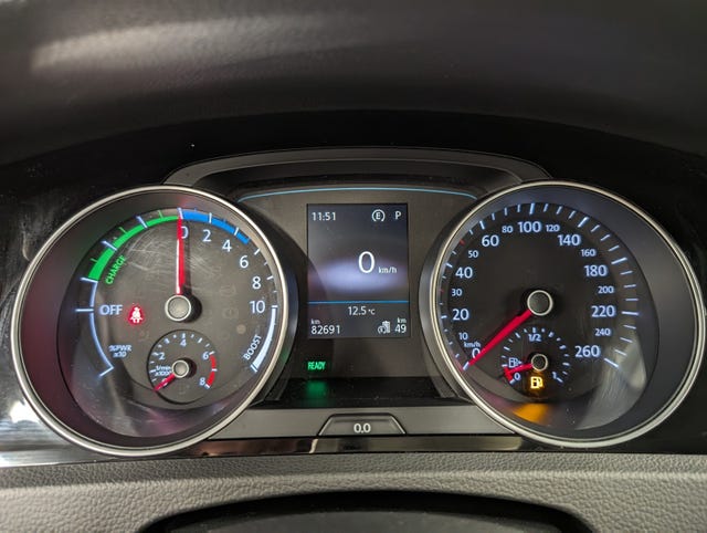 2019 VOLKSWAGEN GOLF - 26