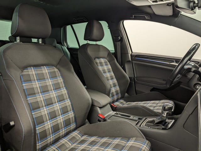2019 VOLKSWAGEN GOLF - 51