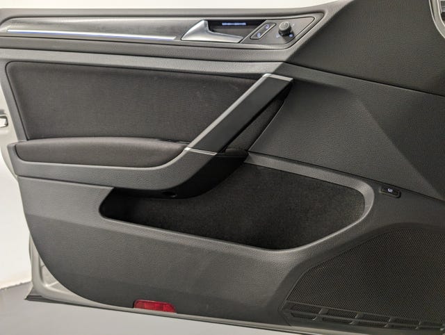 2019 VOLKSWAGEN GOLF - 40