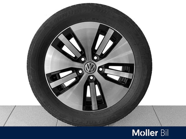 2019 VOLKSWAGEN GOLF - 24