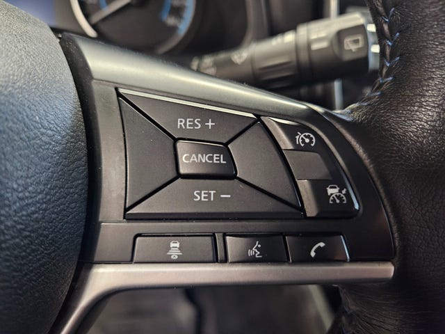 2021 NISSAN LEAF - 18