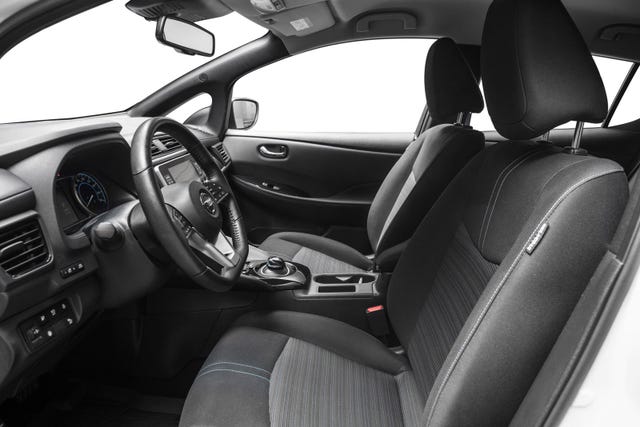 2021 NISSAN LEAF - 10