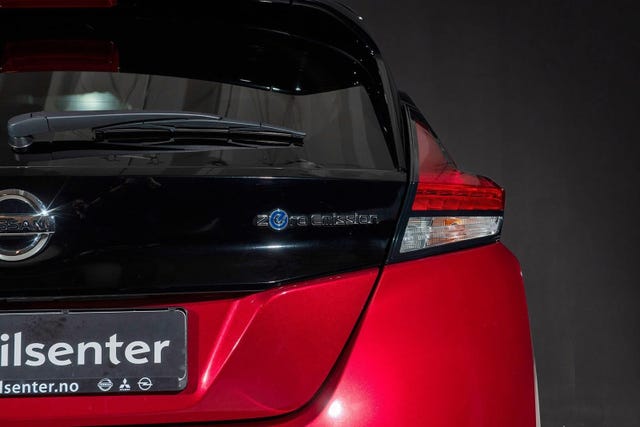 SJNFAAZE1U0123786 2021 NISSAN LEAF-5