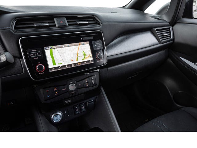 2018 NISSAN LEAF - 16
