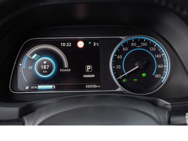 2018 NISSAN LEAF - 15
