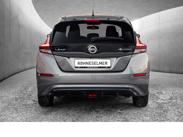 2018 NISSAN LEAF - 25