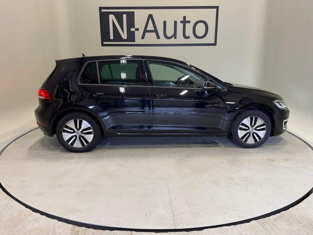 2018 VOLKSWAGEN GOLF - 12