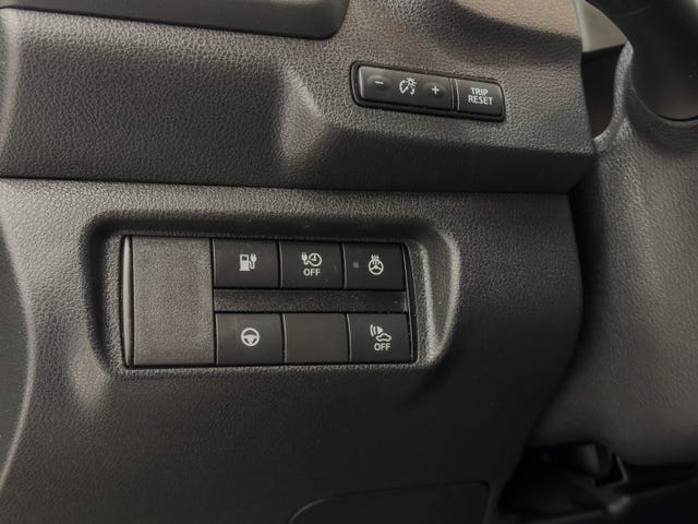 2020 NISSAN LEAF - 16