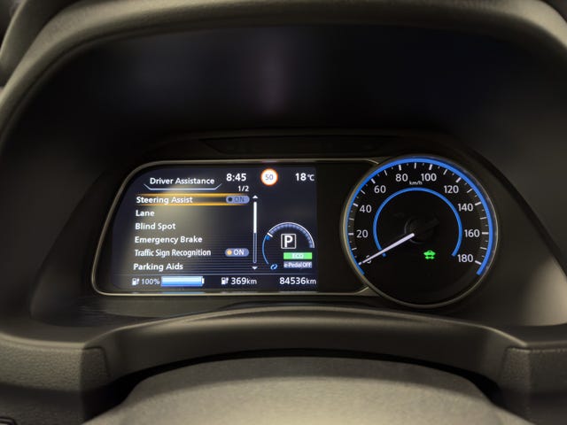 2020 NISSAN LEAF - 19