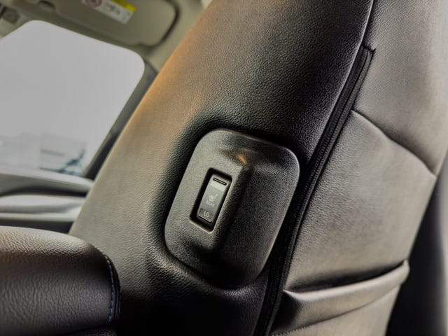 2020 NISSAN LEAF - 13