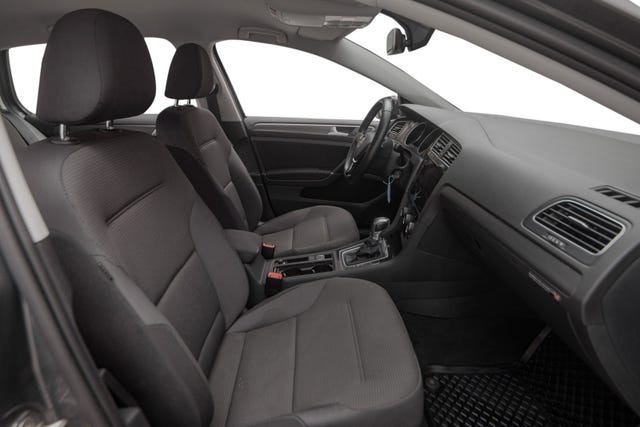 2019 VOLKSWAGEN GOLF - 14