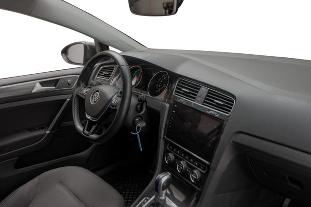 2019 VOLKSWAGEN GOLF - 11