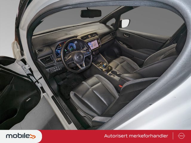 2020 NISSAN LEAF - 9