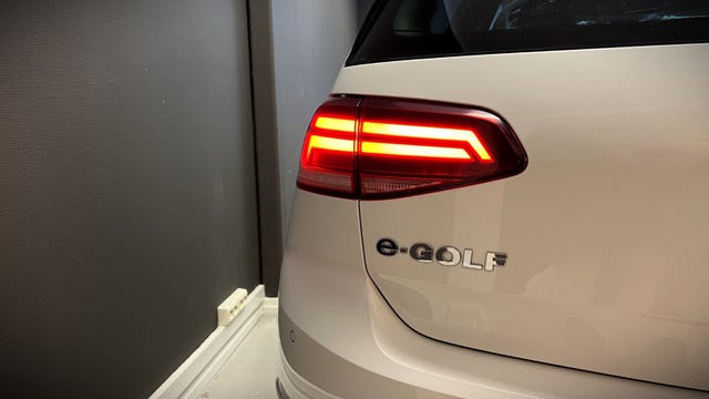 2019 VOLKSWAGEN GOLF - 26