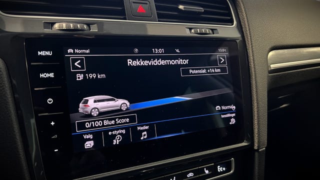 2019 VOLKSWAGEN GOLF - 13