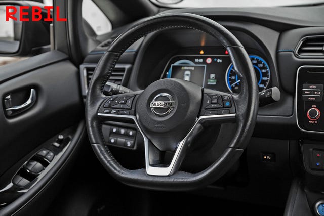 2018 NISSAN LEAF - 12
