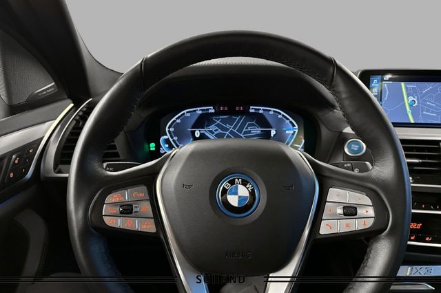 2021 BMW IX3 - 11