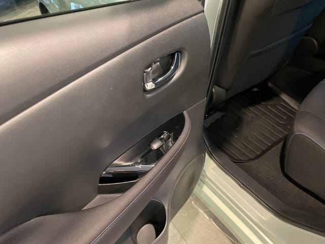 2020 NISSAN LEAF - 44