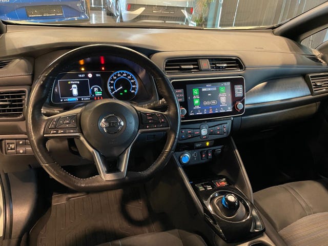2020 NISSAN LEAF - 36