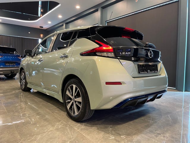 2020 NISSAN LEAF - 12