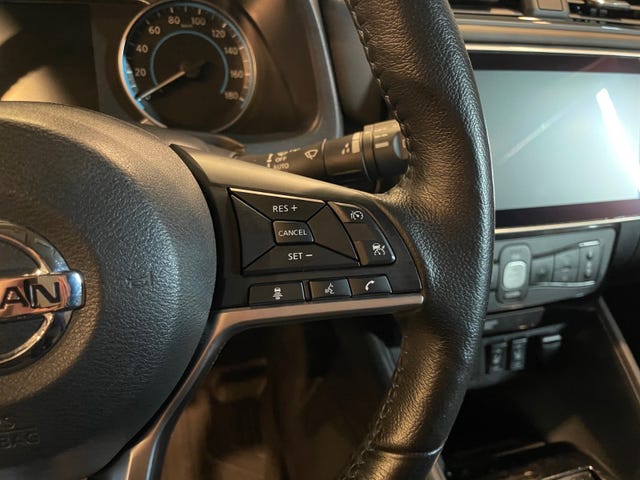 2020 NISSAN LEAF - 20