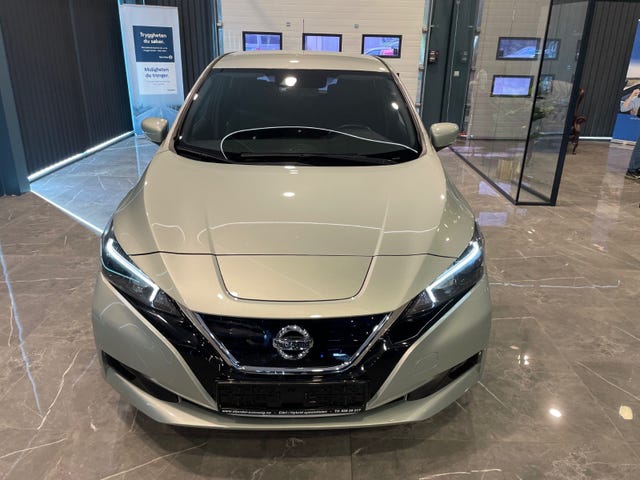 SJNFAAZE1U0068844 2020 NISSAN LEAF-2