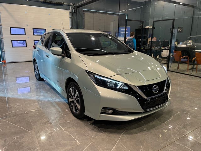 SJNFAAZE1U0068844 2020 NISSAN LEAF-5