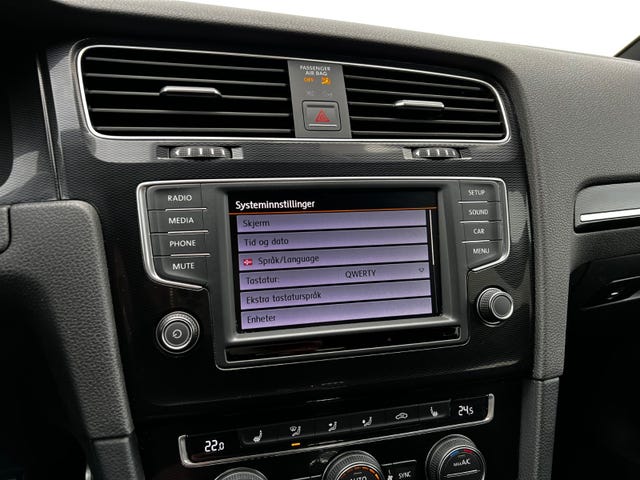2015 VOLKSWAGEN GOLF - 27