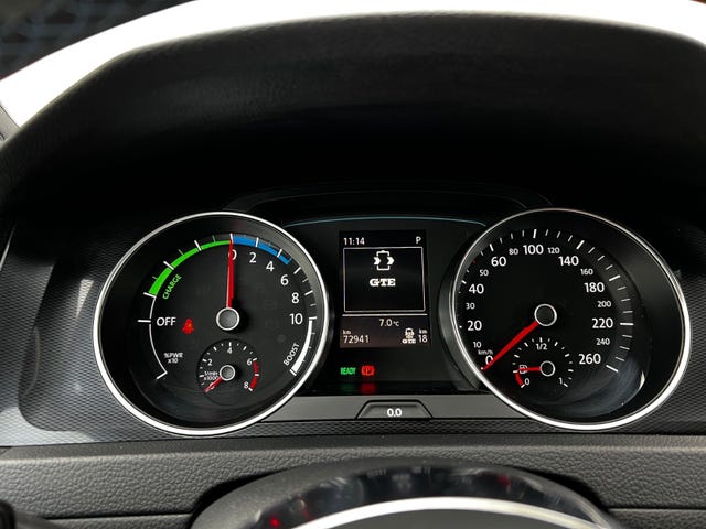 2015 VOLKSWAGEN GOLF - 18