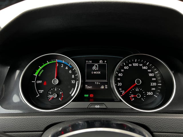 2015 VOLKSWAGEN GOLF - 19