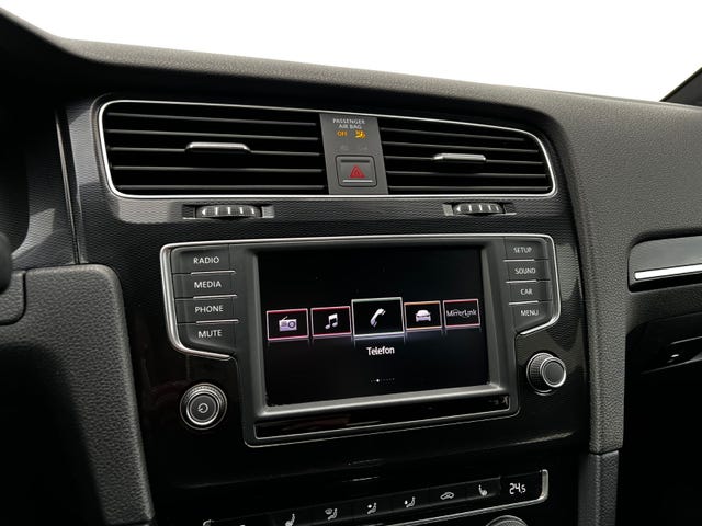 2015 VOLKSWAGEN GOLF - 25