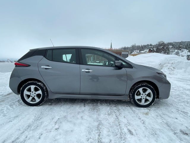 SJNFAAZE1U0170634 2022 NISSAN LEAF-2