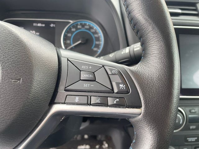 2022 NISSAN LEAF - 10