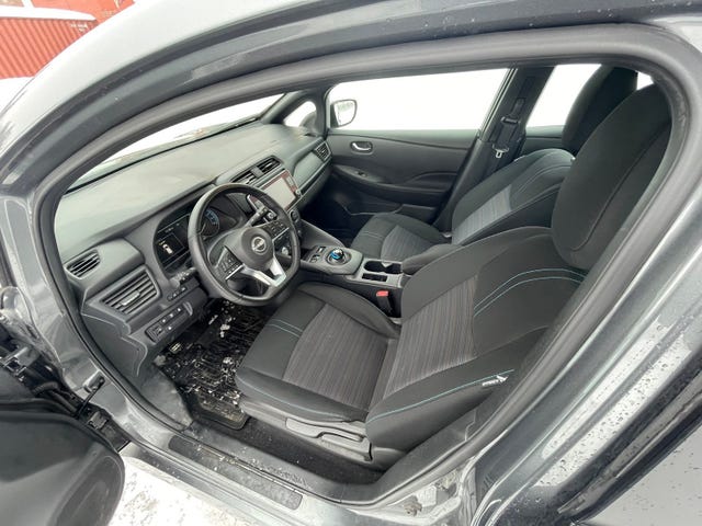 2022 NISSAN LEAF - 7