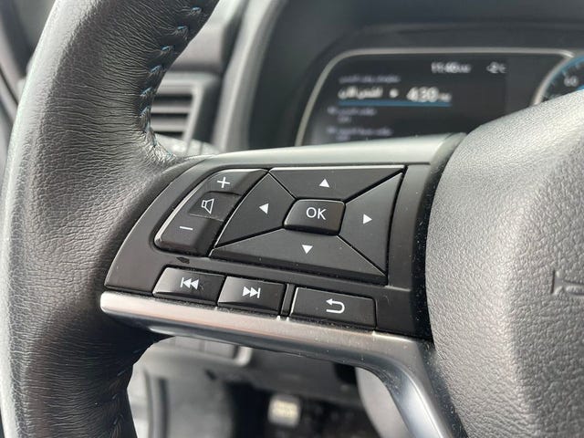 2022 NISSAN LEAF - 11