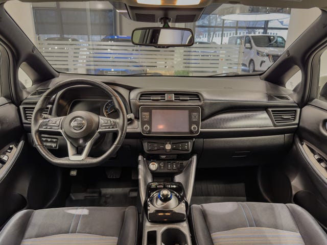 2020 NISSAN LEAF - 13