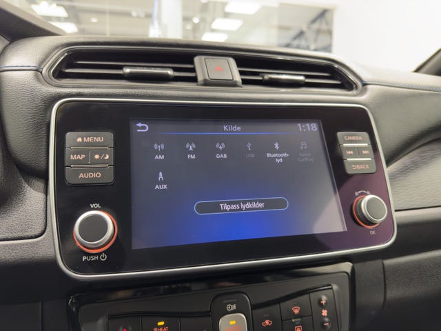 2020 NISSAN LEAF - 23