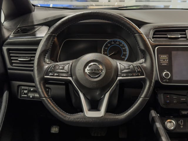 2020 NISSAN LEAF - 17