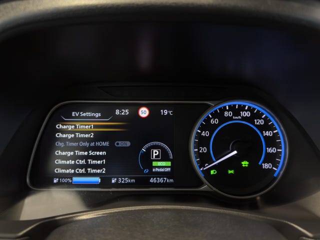 2020 NISSAN LEAF - 20