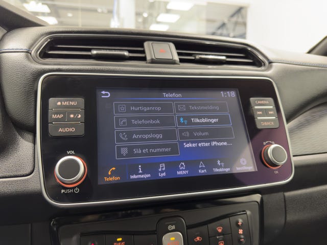 2020 NISSAN LEAF - 24