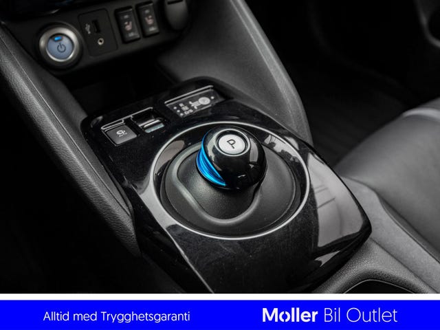2018 NISSAN LEAF - 18