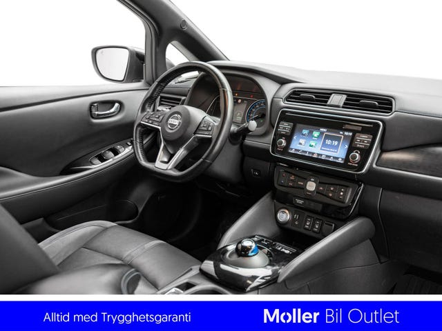 2018 NISSAN LEAF - 11